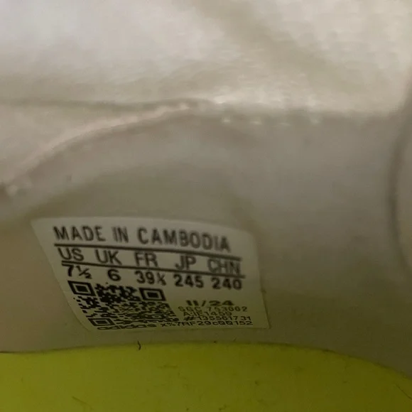 adidas Women's F50 League FG/MG Mid Soccer Cleats 7.5 white pink neon yellow - Picture 2 of 8